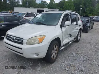 2006 Toyota RAV4 Limited с VIN JTMZK31V665001498, выставлен на аукционе IAAI как лот 42258811 с пробегом 214 530 миль миль и . История ставок и продаж доступна на DreamBid. Изображение 2.