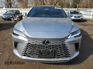 2024 Lexus RX 350h z VIN 2T2BBMCA7RC043618, wystawiony jako Copart lot #49391695 z przebiegiem 1 291 mil mil oraz Czysty tytuł • Clean title. Historia ofert i sprzedaży dostępna na DreamBid. Obrazek 5.