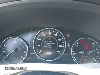 2025 Mazda CX-90 Preferred z VIN JM3KKBHD7S1200318, wystawiony jako IAAI lot #42045306 z przebiegiem 4 886 mil mil oraz . Historia ofert i sprzedaży dostępna na DreamBid. Obrazek 7.