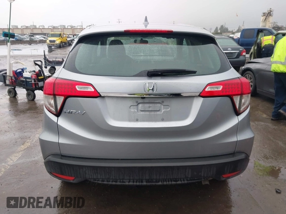 2021 Honda HR-V LX with VIN 3CZRU5H36MM710931, listed as a IAAI auction lot 41532831 with 46,760 mi miles. Bid and sale history available at carsss.com. Image 17.