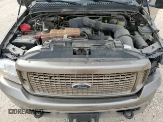 2003 Ford Excursion Eddie Bauer z VIN 1FMNU45S33ED13607, wystawiony jako Copart lot #83227864 z przebiegiem 251 989 mil mil oraz Szkoda całkowita • Salvage title. Historia ofert i sprzedaży dostępna na DreamBid. Obrazek 14.