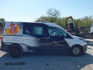 2015 Ford Transit Connect XL z VIN NM0GE9E78F1196764, wystawiony jako IAAI lot #41542543 z przebiegiem 143 295 mil mil oraz . Historia ofert i sprzedaży dostępna na DreamBid. Obrazek 13.