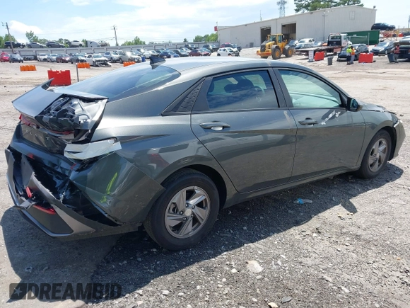 2024 Hyundai Elantra SE z VIN KMHLL4DG0RU758666, wystawiony jako IAAI lot #42442783 z przebiegiem 24 955 mil mil oraz . Historia ofert i sprzedaży dostępna na DreamBid. Obrazek 4.