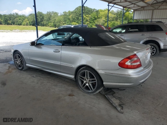2005 Mercedes-Benz CLK-Class 5.0L with VIN WDBTK75J15F134472, listed as a Copart auction lot 68851484 with 121,031 mi miles and Clean Title. Bid and sale history available at carsss.com. Image 2.