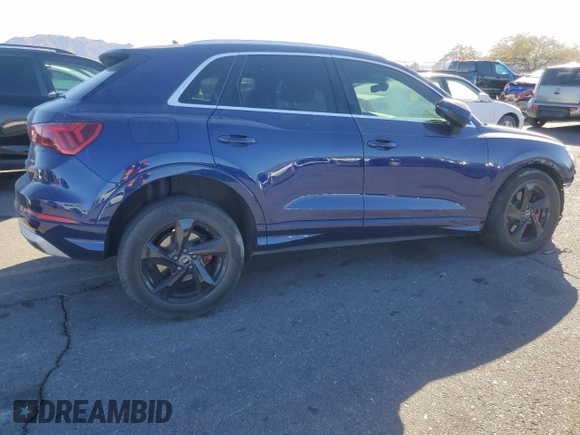 2022 Audi Q3 Premium with VIN WA1AUCF31N1005084, listed as a Copart auction lot 86450304 with 33,088 mi miles and Salvage Title. Bid and sale history available at carsss.com. Image 3.