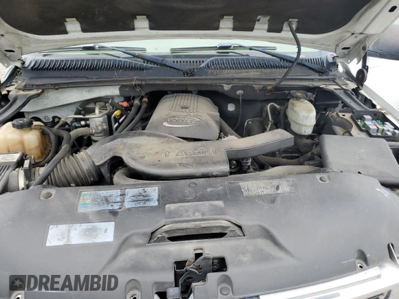 2005 Chevrolet Suburban LS с VIN 1GNEC16Z35J187767, выставлен на аукционе Copart как лот 62494475 с пробегом Не указан миль и Списание • Salvage title. История ставок и продаж доступна на DreamBid. Изображение 12.