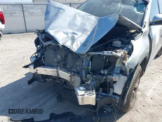2019 Toyota Highlander LE with VIN 5TDZZRFH8KS362902, listed as a IAAI auction lot 42134460 with 40,102 mi miles and . Bid and sale history available at DreamBid. Image 6.