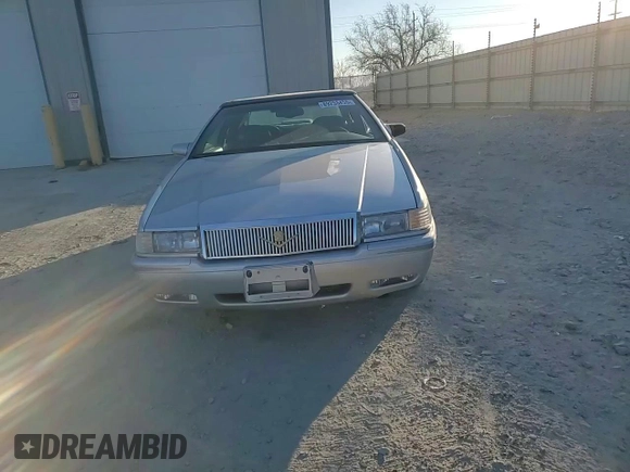2000 Cadillac Eldorado Touring ETC z VIN 1G6ET1294YU180525, wystawiony jako Copart lot #89253455 z przebiegiem 102 230 mil mil oraz Nie do naprawy • Non repairable. Historia ofert i sprzedaży dostępna na DreamBid. Obrazek 11.