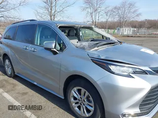 2023 Toyota Sienna XLE с VIN 5TDJSKFC5PS106883, выставлен на аукционе IAAI как лот 41792338 с пробегом 16 069 миль миль и . История ставок и продаж доступна на DreamBid. Изображение 17.