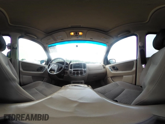2004 Ford Escape XLT with VIN 1FMYU93154DA14180, listed as a IAAI auction lot 42430706 with 266,213 mi miles and . Bid and sale history available at DreamBid. Image 18.