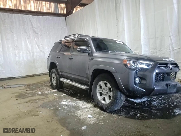 2022 Toyota 4Runner SR5 Premium with VIN JTENU5JR9N6087224, listed as a Copart auction lot 42132735 with 32,696 mi miles and Salvage Title. Bid and sale history available at carsss.com. Image 12.