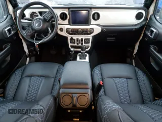 2022 Jeep Gladiator Sport S with VIN 1C6JJTAG1NL148203, listed as a Copart auction lot 46662015 with 1,900 mi miles and Non repairable. Bid and sale history available at DreamBid. Image 8.