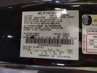 2005 Ford Mustang GT Deluxe z VIN 1ZVFT82H755230869, wystawiony jako IAAI lot #42248327 z przebiegiem 172 116 mil mil oraz . Historia ofert i sprzedaży dostępna na DreamBid. Obrazek 9.