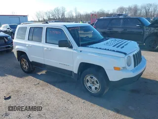 2014 Jeep Patriot Sport with VIN 1C4NJRBB2ED772022, listed as a IAAI auction lot 41749664 with 161,876 mi miles. Bid and sale history available at carsss.com. Image 1.
