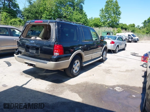 2006 Ford Expedition Eddie Bauer z VIN 1FMPU17596LB00921, wystawiony jako IAAI lot #42388660 z przebiegiem Nie podano mil oraz . Historia ofert i sprzedaży dostępna na DreamBid. Obrazek 4.