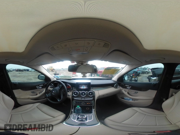 2018 Mercedes-Benz C 300 z VIN WDDWF4JB3JR389395, wystawiony jako IAAI lot #41190433 z przebiegiem 69 751 mil mil oraz . Historia ofert i sprzedaży dostępna na DreamBid. Obrazek 18.