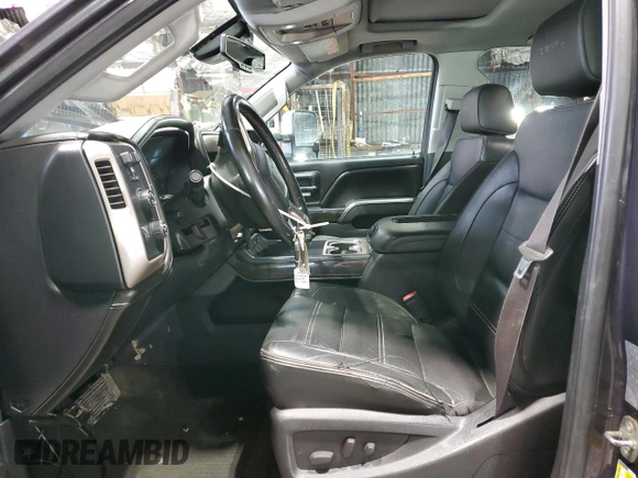 2016 GMC Sierra 3500HD Denali z VIN 1GT42YE83GF142410, wystawiony jako Copart lot #49628925 z przebiegiem 210 385 mil mil oraz Szkoda całkowita • Salvage title. Historia ofert i sprzedaży dostępna na DreamBid. Obrazek 7.