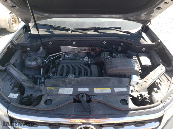 2022 Volkswagen Atlas Cross Sport 3.6L V6 SEL R-Line with VIN 1V2SE2CA4NC209563, listed as a Copart auction lot 46765634 with 35,817 mi miles and Salvage Title. Bid and sale history available at carsss.com. Image 12.
