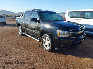 2007 Chevrolet Avalanche 3LT with VIN 3GNFK12337G133849, listed as a IAAI auction lot 41851995 with 402,402 mi miles and . Bid and sale history available at DreamBid. Image 1.
