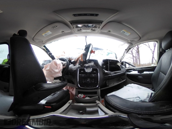 2015 Chrysler Town & Country Touring L with VIN 2C4RC1CG5FR573973, listed as a IAAI auction lot 41624188 with Not Provided miles and . Bid and sale history available at carsss.com. Image 19.