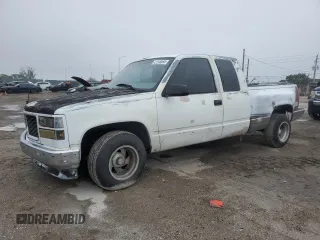 1998 GMC Sierra 1500 with VIN 2GDEC19R3W1562357, listed as a Copart auction lot 42298055 with 232,232 mi miles and Clean Title. Bid and sale history available at DreamBid. Image 1.