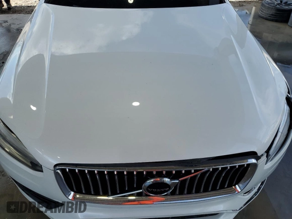 2020 Volvo XC90 Momentum with VIN YV4102CK0L1606844, listed as a Copart auction lot 64868664 with 50,290 mi miles and Non Repairable. Bid and sale history available at carsss.com. Image 12.