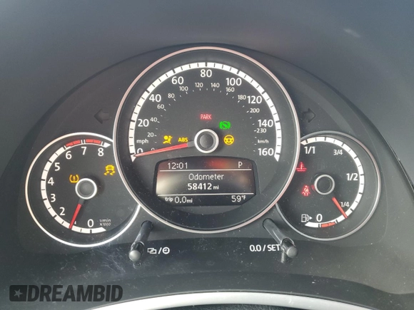2014 Volkswagen Beetle Turbo R-Line with VIN 3VWVT7AT5EM635862, listed as a Copart auction lot 43500865 with 58,412 mi miles and Salvage Title. Bid and sale history available at DreamBid. Image 9.