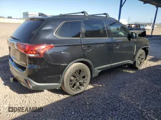 2018 Mitsubishi Outlander SE with VIN JA4AD3A39JZ022167, listed as a Copart auction lot 57228095 with 111,104 mi miles and Salvage title. Bid and sale history available at DreamBid. Image 3.