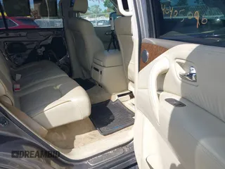 2015 Infiniti QX80 z VIN JN8AZ2NC8F9370971, wystawiony jako IAAI lot #40405096 z przebiegiem 71 990 mil mil oraz . Historia ofert i sprzedaży dostępna na DreamBid. Obrazek 8.