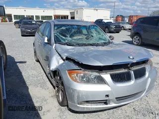 2007 BMW 3 Series 328i z VIN WBAVA37557NL11178, wystawiony jako IAAI lot #40661233 z przebiegiem Nie podano mil oraz . Historia ofert i sprzedaży dostępna na DreamBid. Obrazek 1.