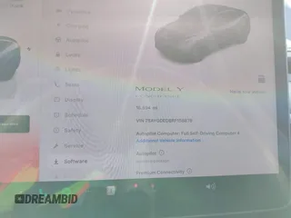 2024 Tesla Model Y z VIN 7SAYGDED8RF158878, wystawiony jako IAAI lot #42514586 z przebiegiem 18 594 mil mil oraz . Historia ofert i sprzedaży dostępna na DreamBid. Obrazek 7.