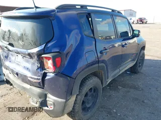 2018 Jeep Renegade Trailhawk with VIN ZACCJBCB8JPH88816, listed as a IAAI auction lot 41649502 with 94,282 mi miles. Bid and sale history available at carsss.com. Image 19.
