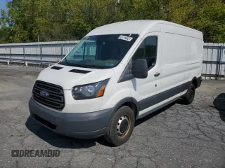 2018 Ford Transit z VIN 1FTYR2CM1JKB39451, wystawiony jako Copart lot #70852124 z przebiegiem 230 942 mil mil oraz Tytuł czysty. Historia ofert i sprzedaży dostępna na DreamBid. Obrazek 1.