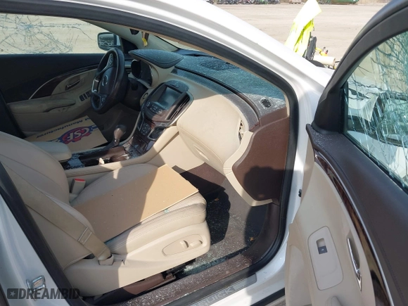 2016 Buick LaCrosse Sport Touring with VIN 1G4G45G37GF281927, listed as a IAAI auction lot 40585842 with 116,409 mi miles. Bid and sale history available at carsss.com. Image 5.