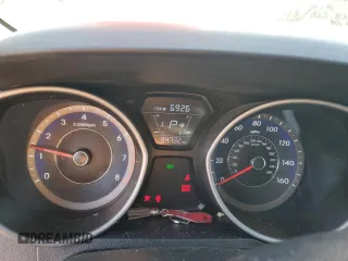 2014 Hyundai Elantra z VIN KMHDH6AH7EU028262, wystawiony jako Copart lot #56539675 z przebiegiem 94 732 mil mil oraz Tytuł czysty. Historia ofert i sprzedaży dostępna na DreamBid. Obrazek 9.
