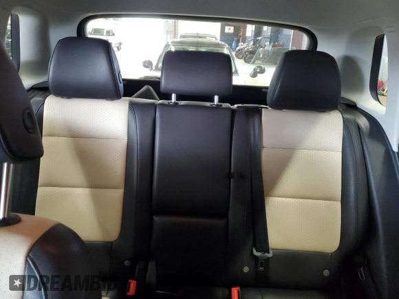 2016 Volkswagen Tiguan S with VIN WVGBV7AX7GW578033, listed as a Copart auction lot 54821755 with 127,317 mi miles and Clean Title. Bid and sale history available at DreamBid. Image 10.