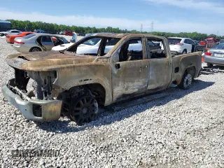 2023 GMC Sierra 2500HD SLT z VIN 1GT49NE73PF174985, wystawiony jako Copart lot #56321605 z przebiegiem Nie podano mil oraz Nie do naprawy • Non repairable. Historia ofert i sprzedaży dostępna na DreamBid. Obrazek 1.