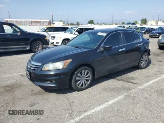 2011 Honda Accord EX z VIN 1HGCP3F73BA022197, wystawiony jako Copart lot #54750875 z przebiegiem 144 217 mil mil oraz Szkoda całkowita • Salvage title. Historia ofert i sprzedaży dostępna na DreamBid. Obrazek 1.