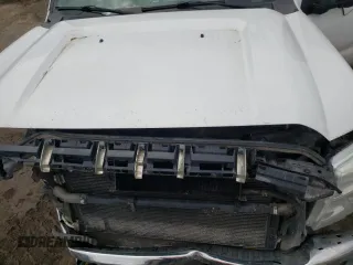 2012 Ford F-250 XL z VIN 1FT7W2BT8CEB34598, wystawiony jako Copart lot #55973615 z przebiegiem 222 947 mil mil oraz Szkoda całkowita • Salvage title. Historia ofert i sprzedaży dostępna na DreamBid. Obrazek 11.