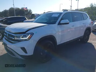 2022 Volkswagen Atlas SE z VIN 1V2WR2CA1NC519384, wystawiony jako IAAI lot #40548286 z przebiegiem 37 093 mil mil oraz . Historia ofert i sprzedaży dostępna na DreamBid. Obrazek 17.