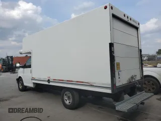 2018 Chevrolet Express Commercial with VIN 1GB0GSFG9J1165475, listed as a Copart auction lot 49837155 with 419,511 mi miles and Clean Title. Bid and sale history available at carsss.com. Image 2.