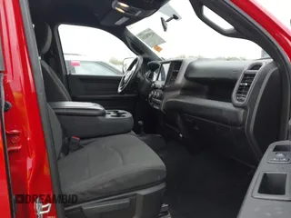 2021 Ram 2500 Tradesman с VIN 3C6UR5CJ8MG676276, выставлен на аукционе IAAI как лот 41978531 с пробегом 107 717 миль миль и . История ставок и продаж доступна на DreamBid. Изображение 5.