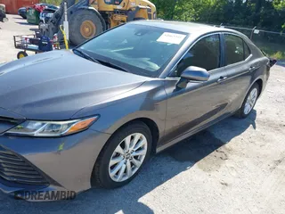 2019 Toyota Camry LE with VIN 4T1B11HK4KU286959, listed as a IAAI auction lot 42063344 with 92,481 mi miles and . Bid and sale history available at DreamBid. Image 17.