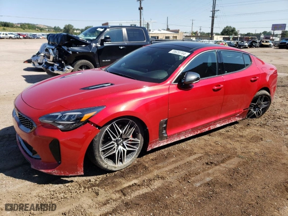2022 Kia Stinger GT1 with VIN KNAE45LCXN6104896, listed as a Copart auction lot 70620744 with 44,171 mi miles and Salvage Title. Bid and sale history available at carsss.com. Image 1.