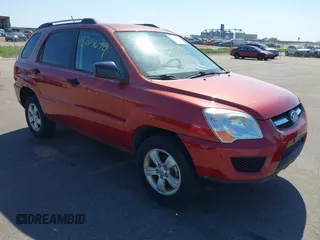 2010 Kia Sportage LX z VIN KNDKG3A43A7706220, wystawiony jako IAAI lot #42203674 z przebiegiem 155 584 mil mil oraz . Historia ofert i sprzedaży dostępna na DreamBid. Obrazek 1.