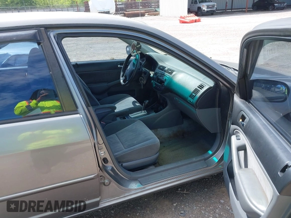 2004 Honda Civic LX z VIN 1HGES16504L012390, wystawiony jako IAAI lot #42312734 z przebiegiem 166 473 mil mil oraz . Historia ofert i sprzedaży dostępna na DreamBid. Obrazek 5.