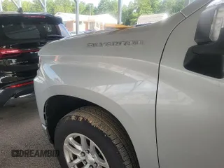 2020 Chevrolet Silverado 1500 LT with VIN 1GCUYDED3LZ287606, listed as a IAAI auction lot 42840418 with 117,416 mi miles and . Bid and sale history available at DreamBid. Image 1.
