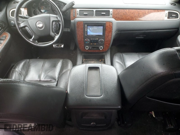 2007 Chevrolet Silverado 1500 1LT with VIN 1GCEK19J27E596422, listed as a Copart auction lot 56090475 with 199,260 mi miles and Salvage Title. Bid and sale history available at DreamBid. Image 8.