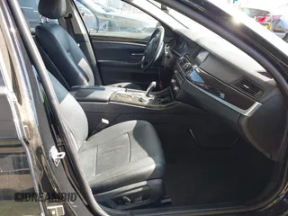 2015 BMW 5 Series 528i с VIN WBA5A5C5XFD514508, выставлен на аукционе IAAI как лот 42666728 с пробегом 122 581 миль миль и . История ставок и продаж доступна на DreamBid. Изображение 5.