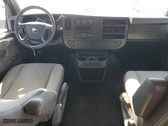 2010 Chevrolet Express Passenger LS with VIN 1GNUGBD41A1161725, listed as a Copart auction lot 76292724 with 99,850 mi miles and Salvage Title. Bid and sale history available at carsss.com. Image 8.